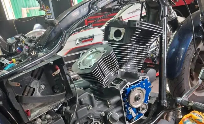 Préparation moteur Harley-Davidson à Saint-Paul | BIKE&ROLL, Saint-Paul, BIKE&ROLL Garage
