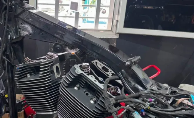 Préparation moteur Harley-Davidson à Saint-Paul | BIKE&ROLL, Saint-Paul, BIKE&ROLL Garage