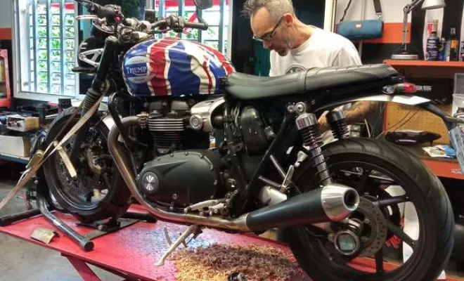 Dépannage moto, Saint-Paul, BIKE&ROLL Garage