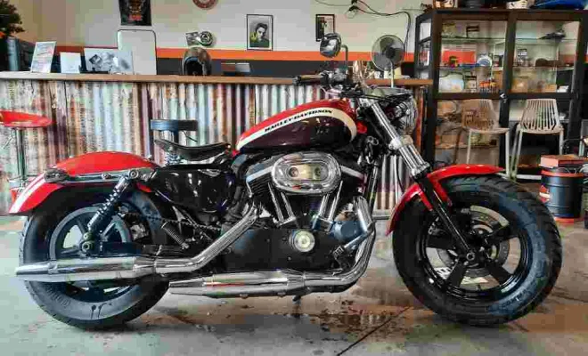 Peinture sur carrosserie, Saint-Paul, BIKE&ROLL Garage